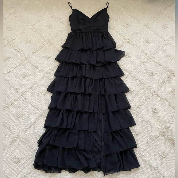 Mac Duggal Tiered Sleeveless Ruffle Gown - Picture 4 of 8